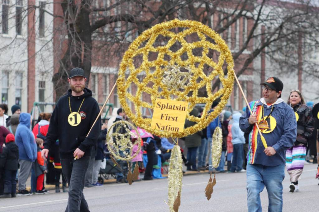 A stunning dreamcatcher was paraded down the route by Splatsin First Nation. (Brendan Shykora/Morning Star)