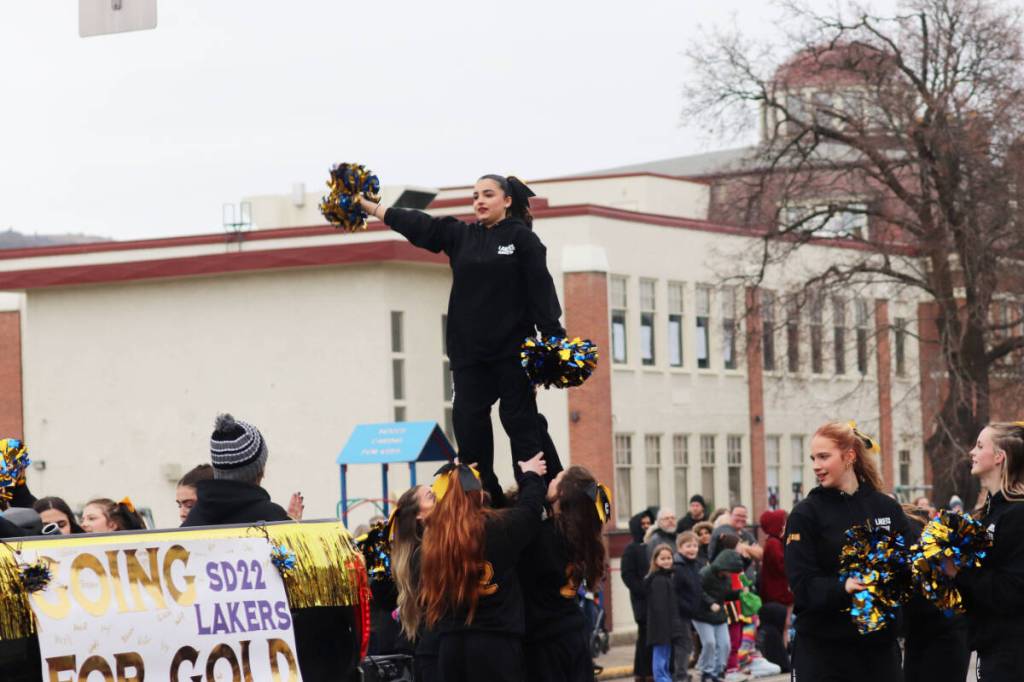 The School District 22 Lakers cheerleading squad put on a show for parade-goers. (Brendan Shykora/Morning Star)
